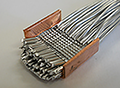 Aluminum wire and copper terminal are desired to be joined together in high quality.